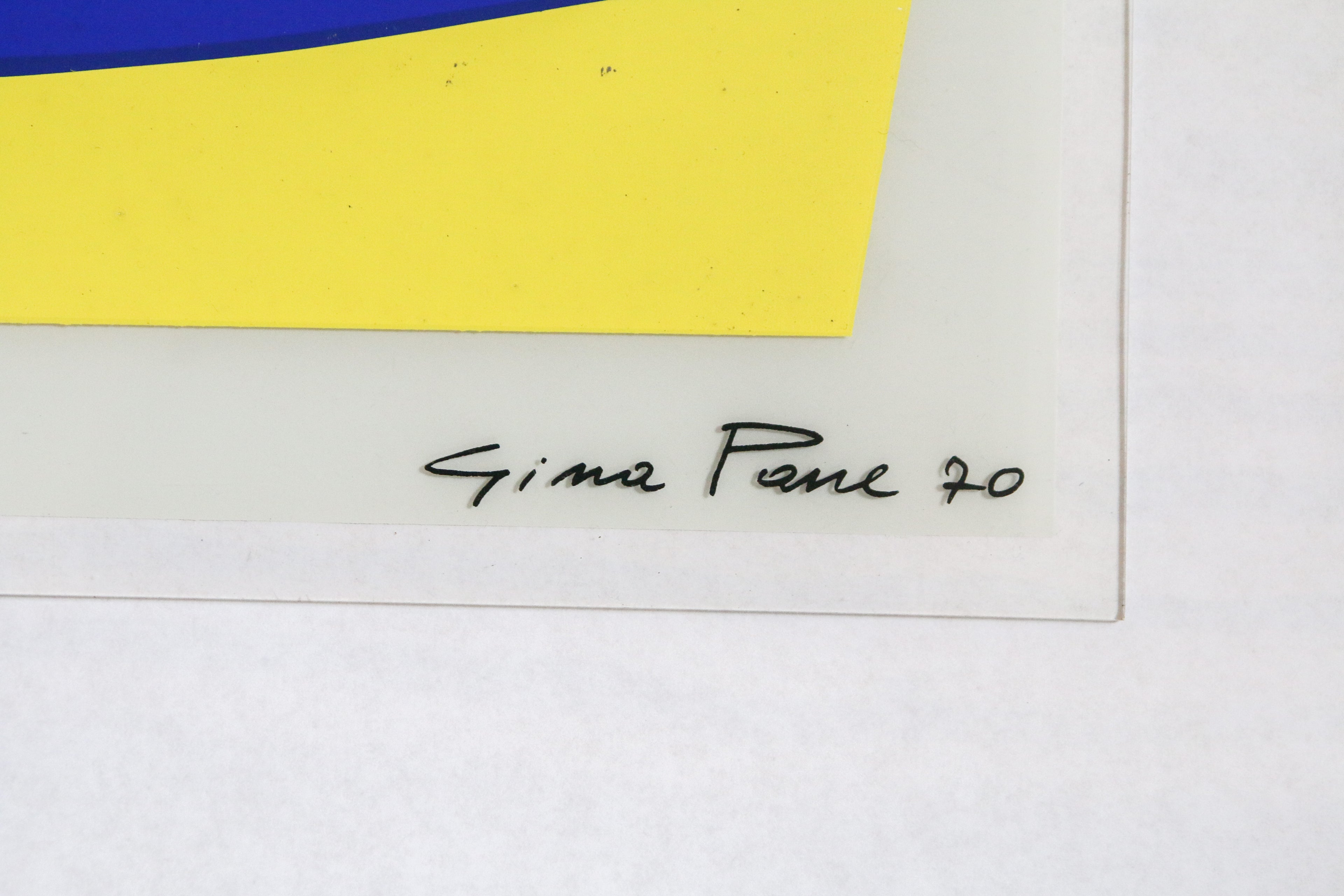 Zoom sur la signature manuscrite authentique et la date 70 de l'artiste Gina Pane en bas à droite de l'œuvre.